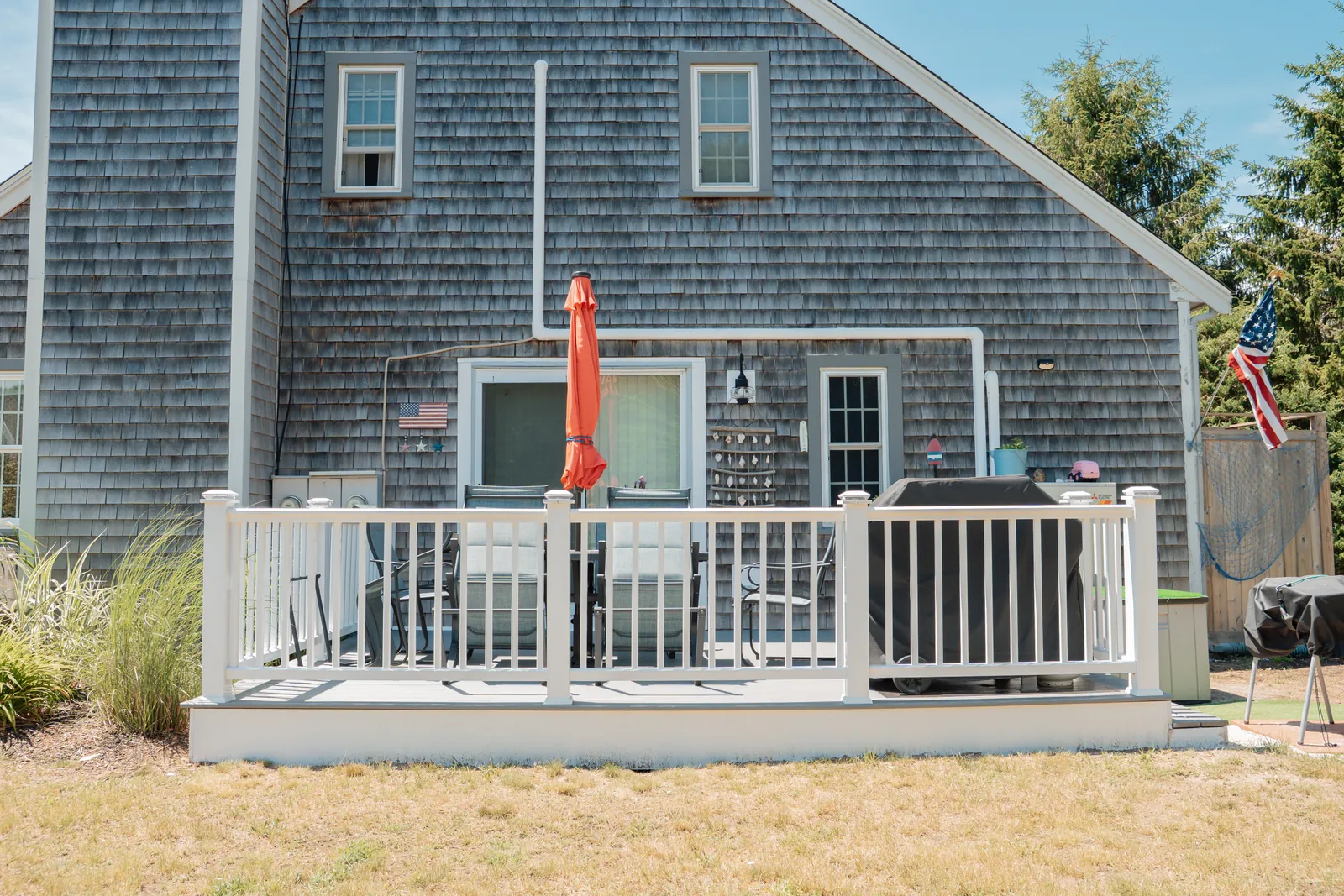 Deck railing detail